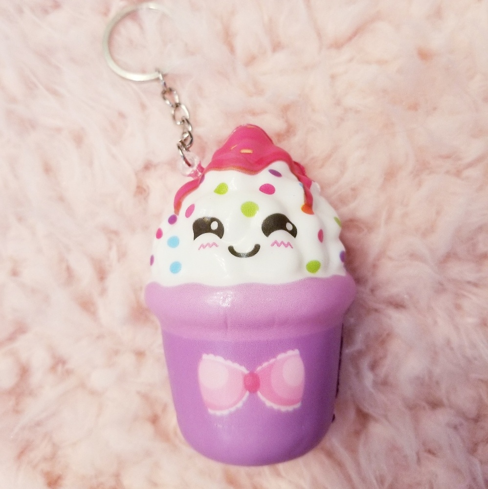SUNDAY SALE Vanilla pink icecream squishy keychain - Picture 1 of 3
